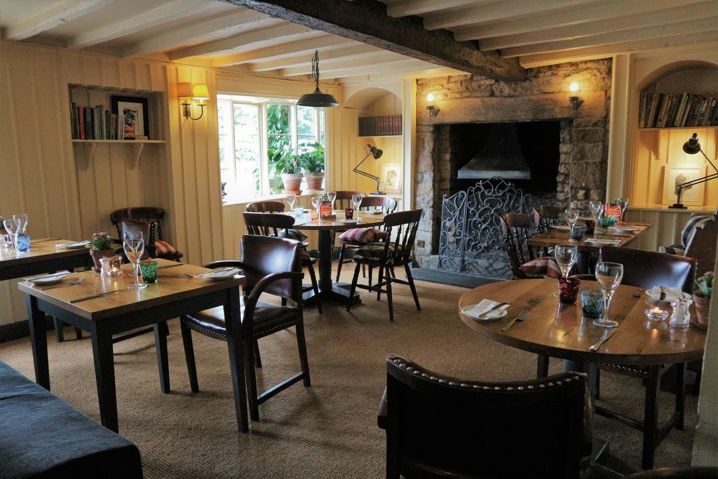The Red Lion Inn Long Compton Exterior foto