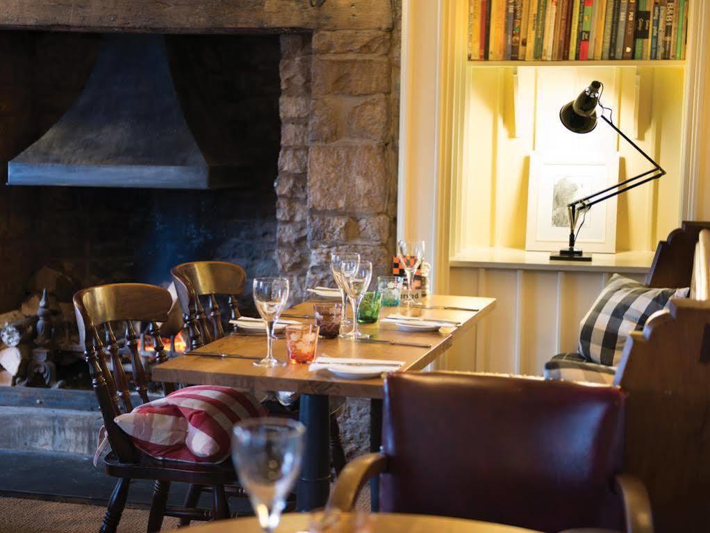 The Red Lion Inn Long Compton Exterior foto